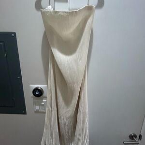 A&F Giselle Pleat Release Midi Dress White Size Large